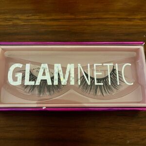 GLAMNETIC VACAY Magnetic Lashes NEW